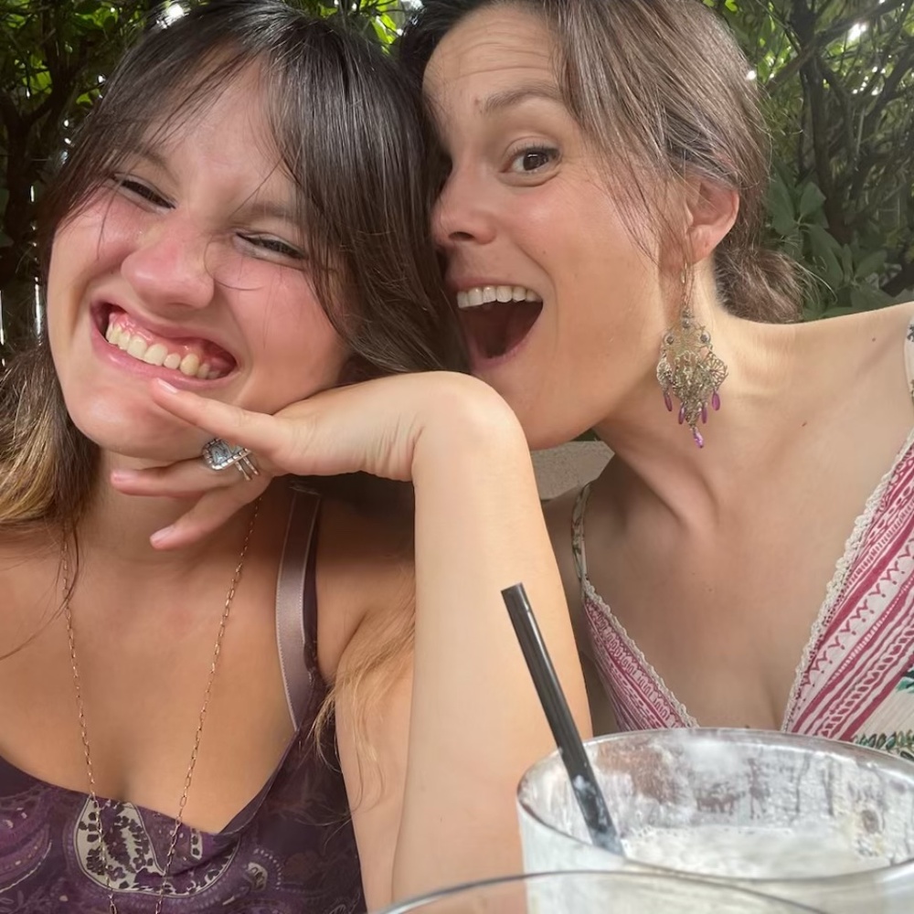 Meet your Posher, Sara